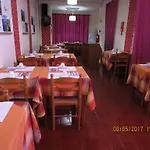 Pensión Residencial Pimenta 2*
