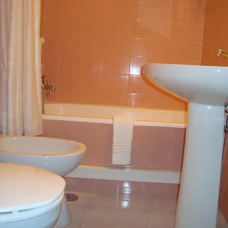 Guest house Residencial Pimenta 2*