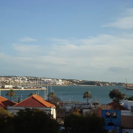 Konukevi Residencial Pimenta 2*