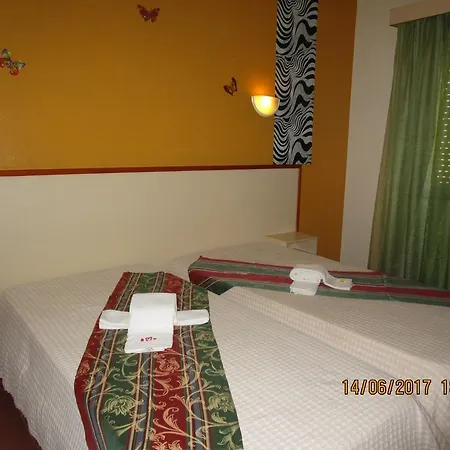 Residencial Pimenta Penzion