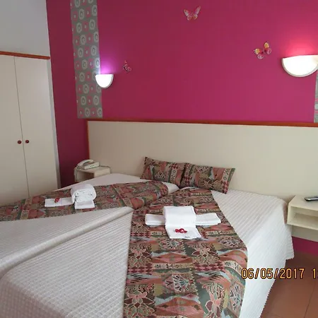 Pensjonat Residencial Pimenta 2*