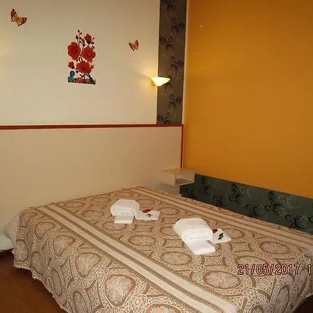 Residencial Pimenta Penzion 2*