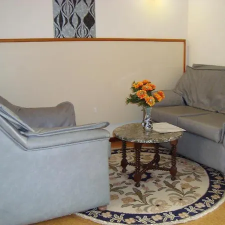 Residencial Pimenta 2* Portimão