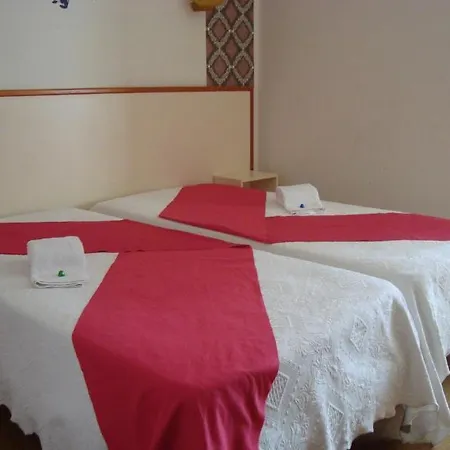 Penzion Residencial Pimenta 2*