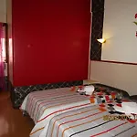 ゲストハウス Residencial Pimenta 2*